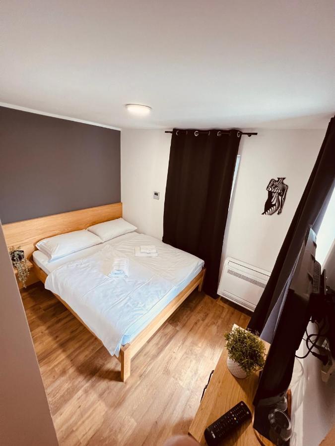 Pjagodic Hotel Cerklje - 5Min To Airport Cerklje na Gorenjskem Esterno foto
