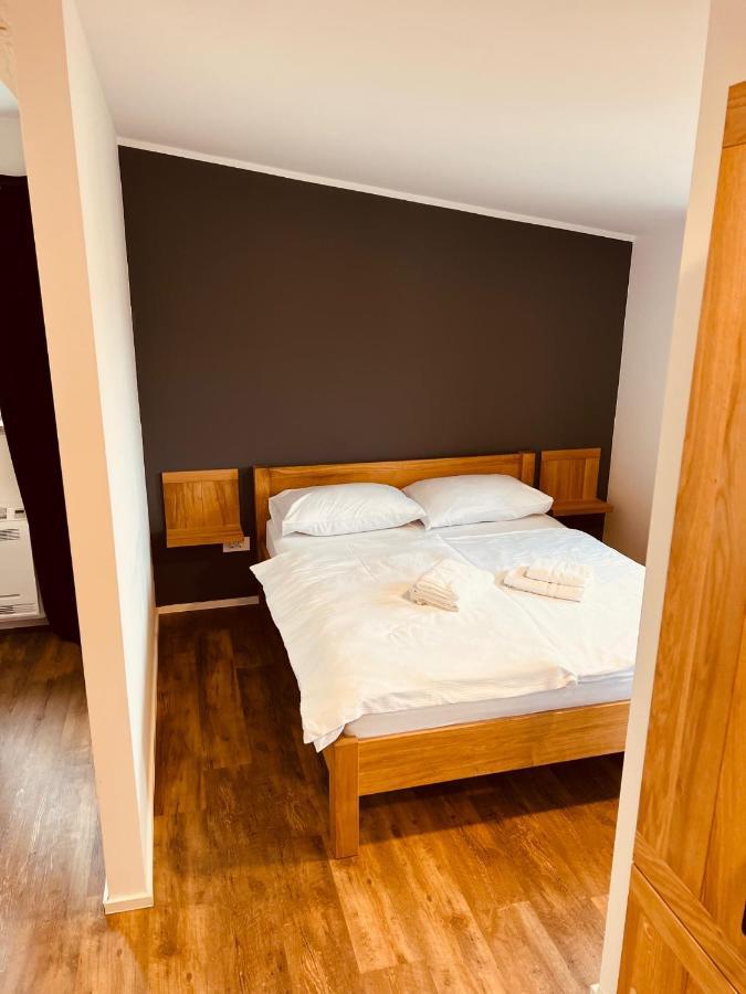 Pjagodic Hotel Cerklje - 5Min To Airport Cerklje na Gorenjskem Esterno foto