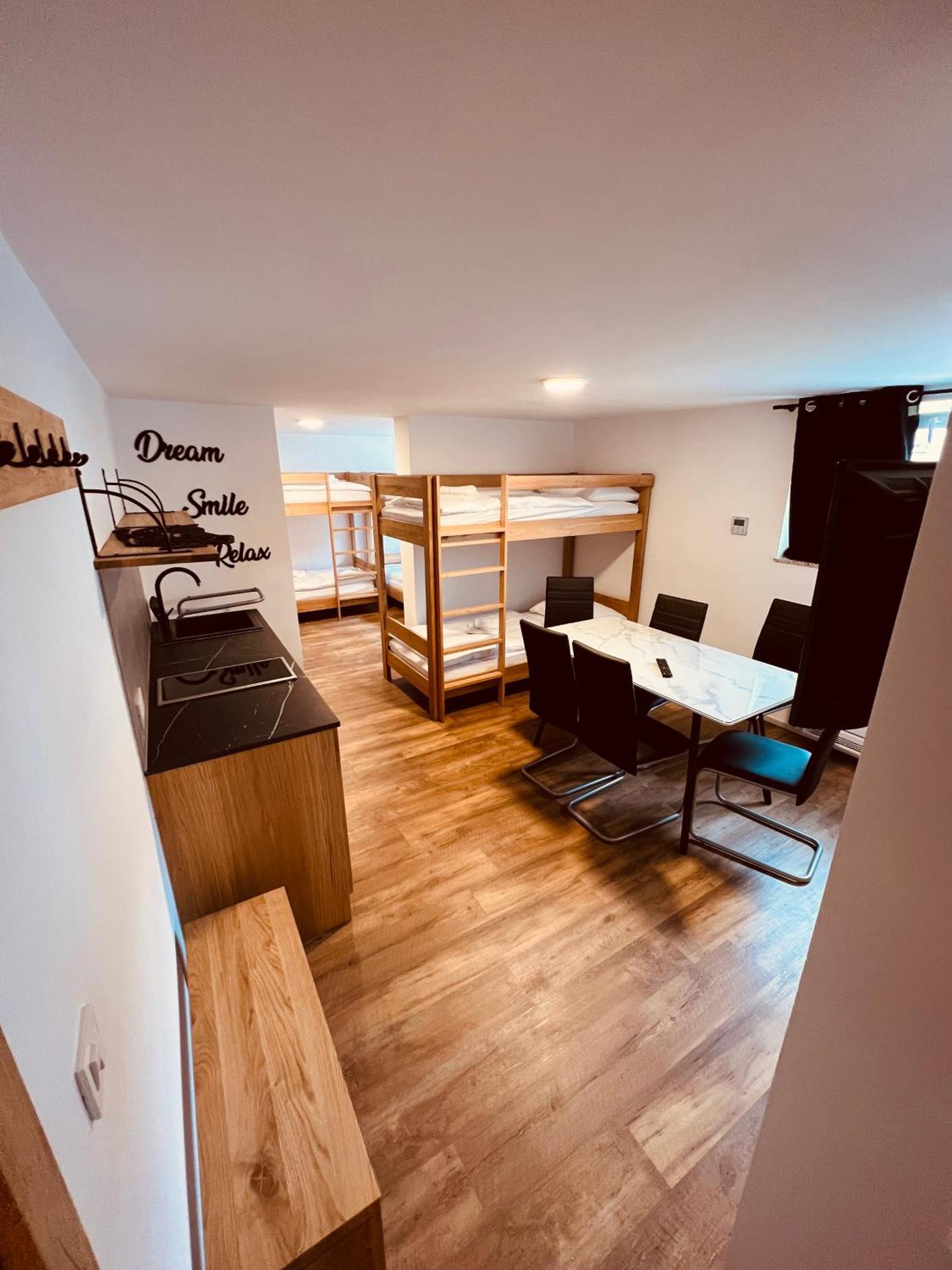 Pjagodic Hotel Cerklje - 5Min To Airport Cerklje na Gorenjskem Esterno foto